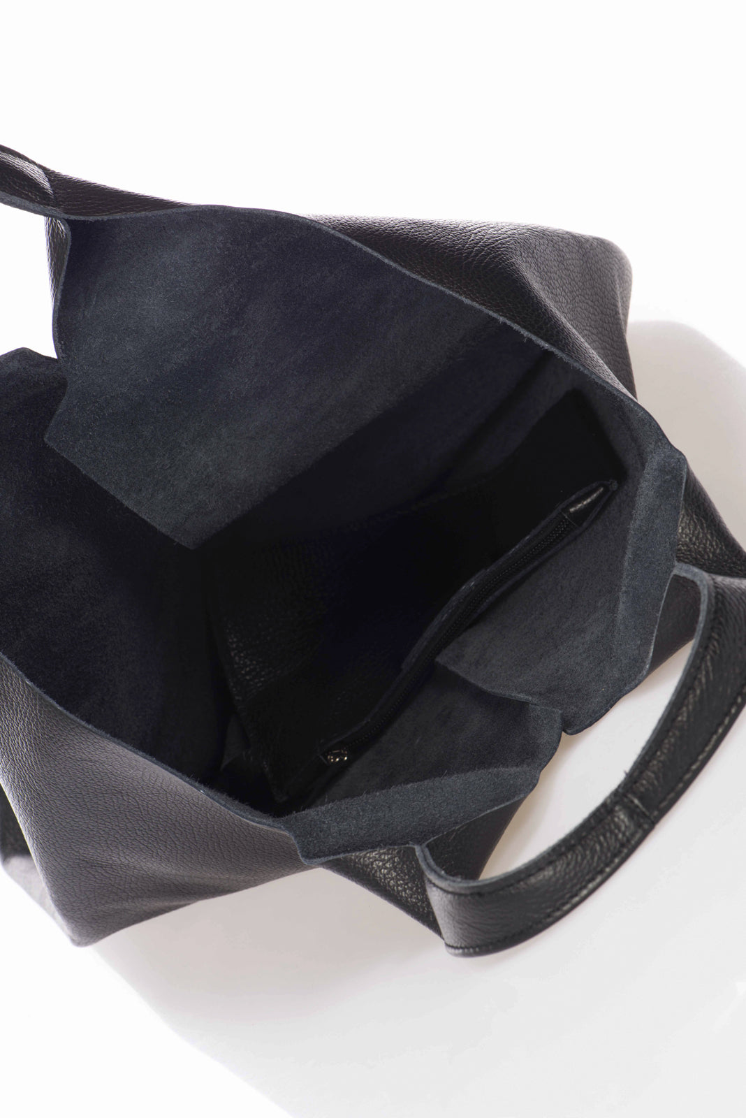 Apolline Black