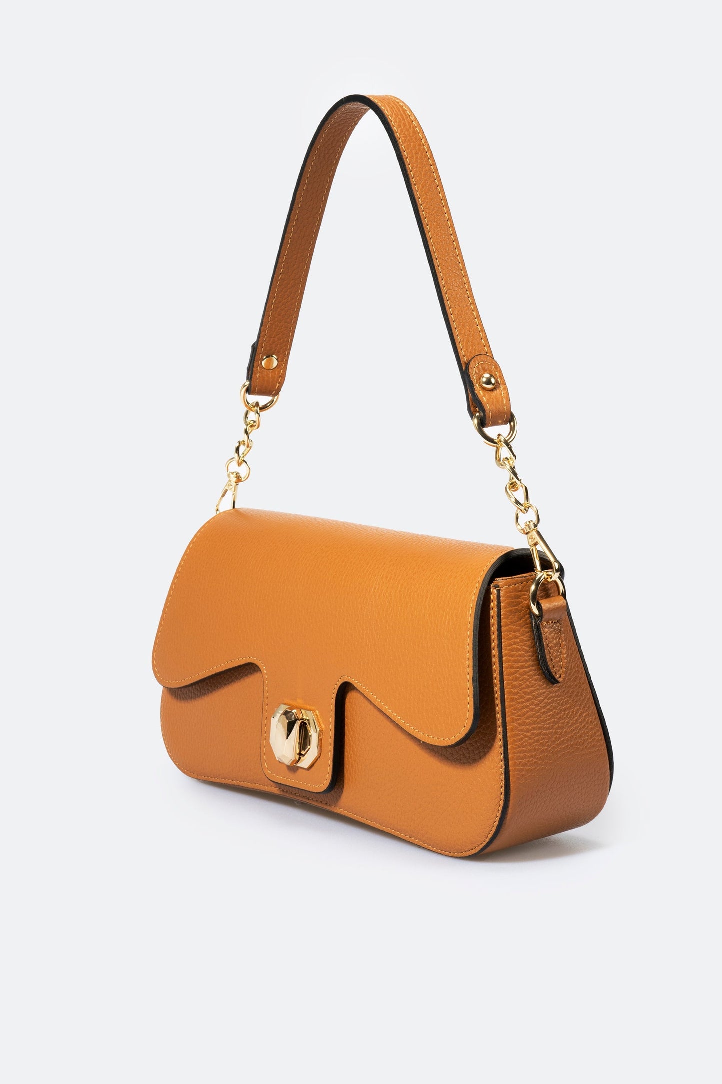 Kaela Cognac