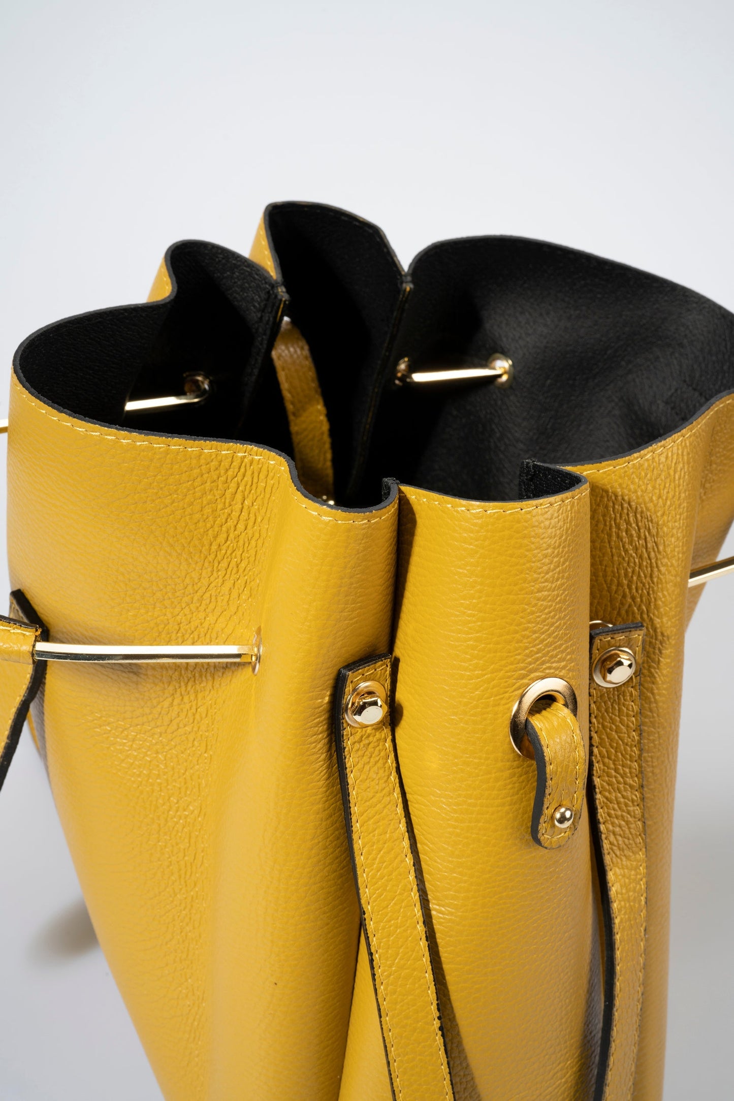 Rhea Yellow