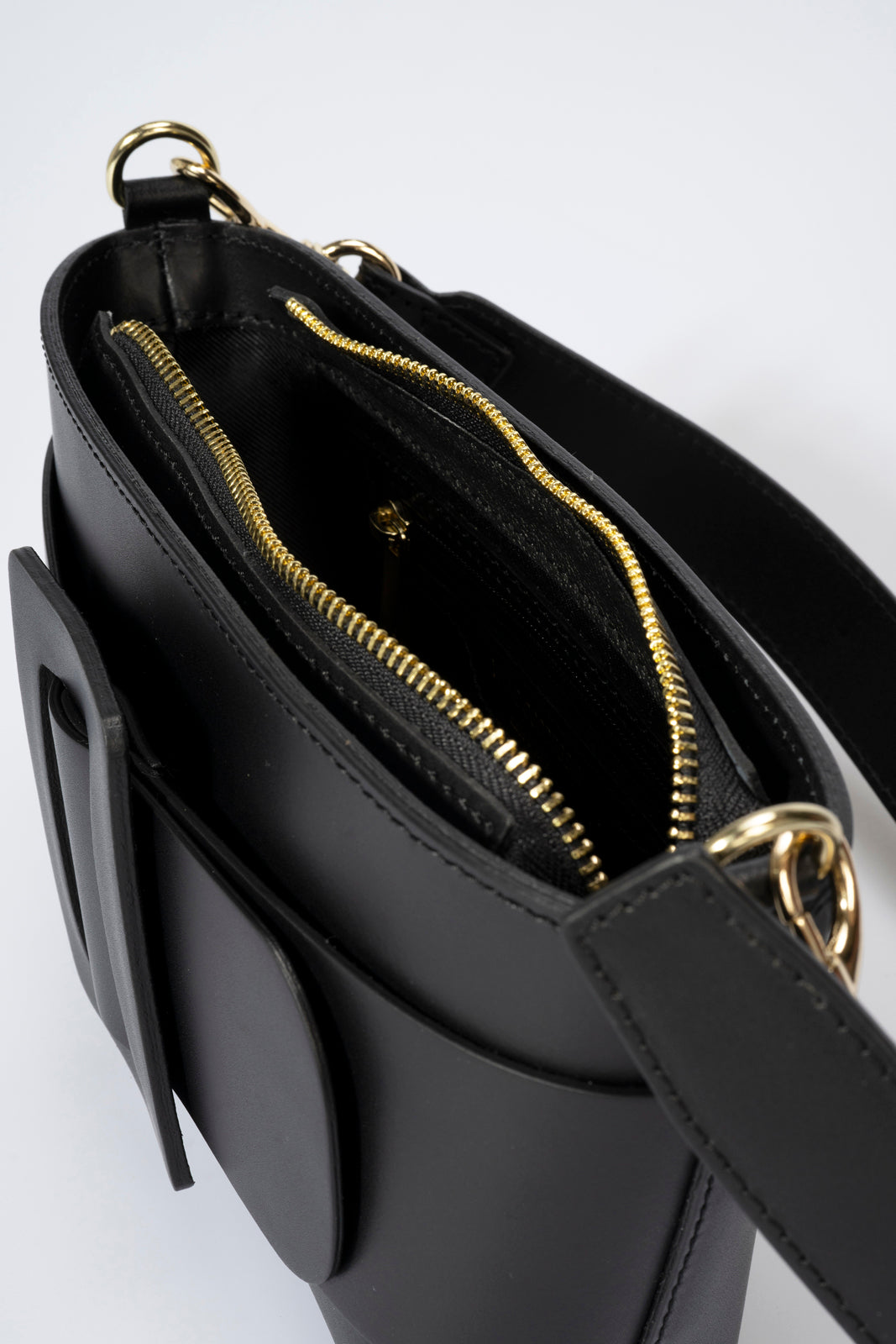 4020-BLACK